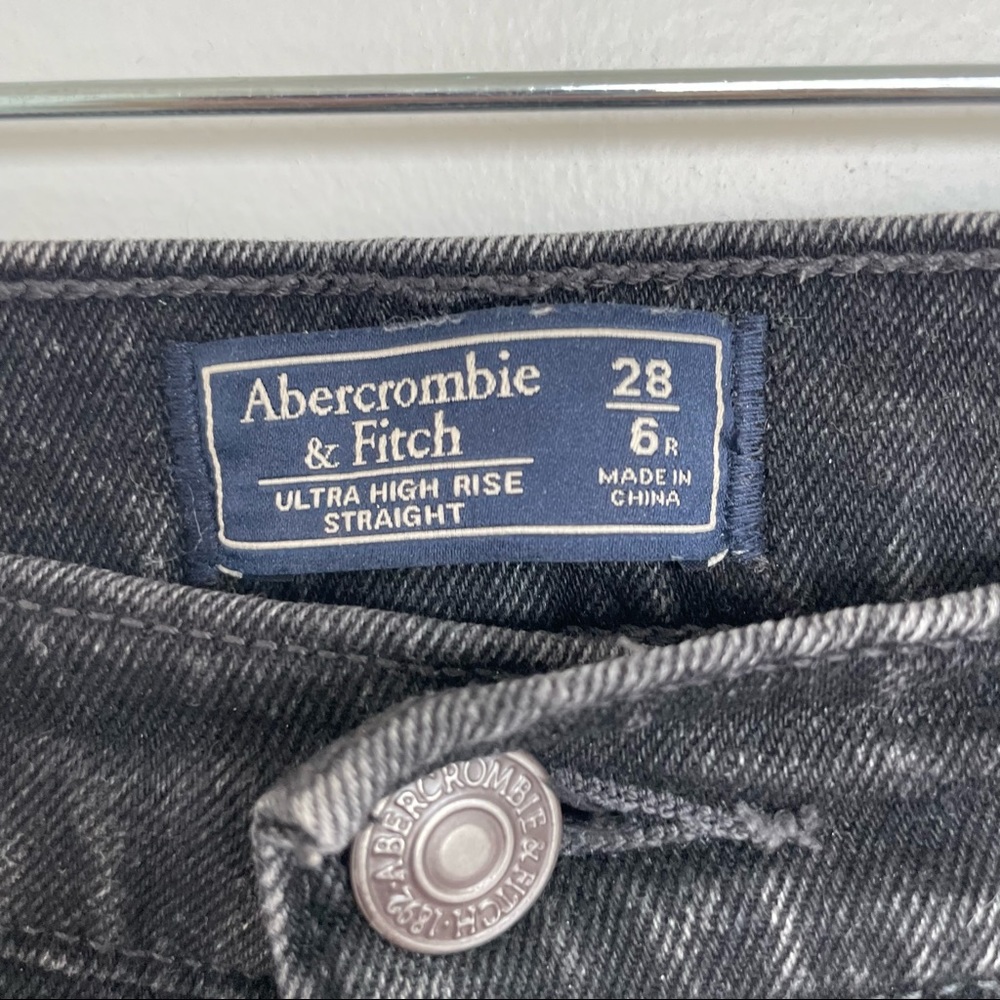 Abercrombie & Fitch Ultra High Rise Straight Leg Jeans